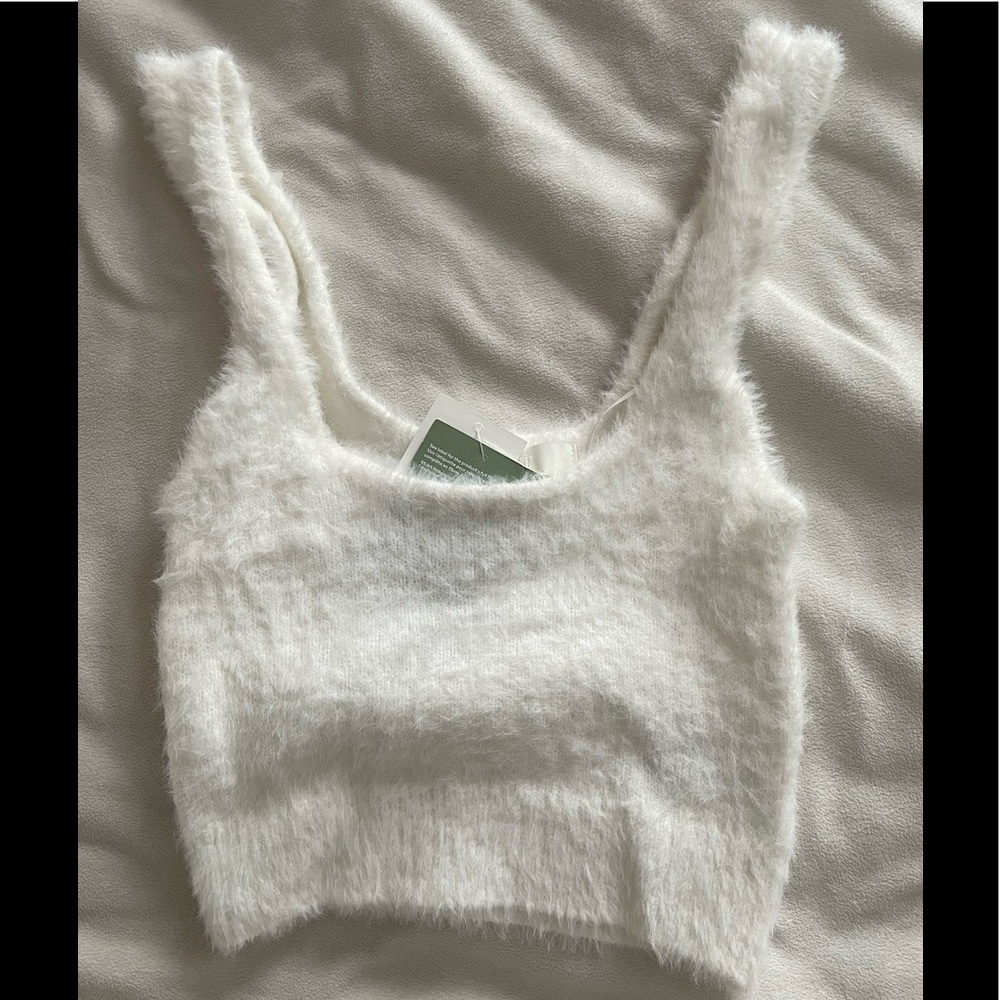 H&M fluffy crop top with tags